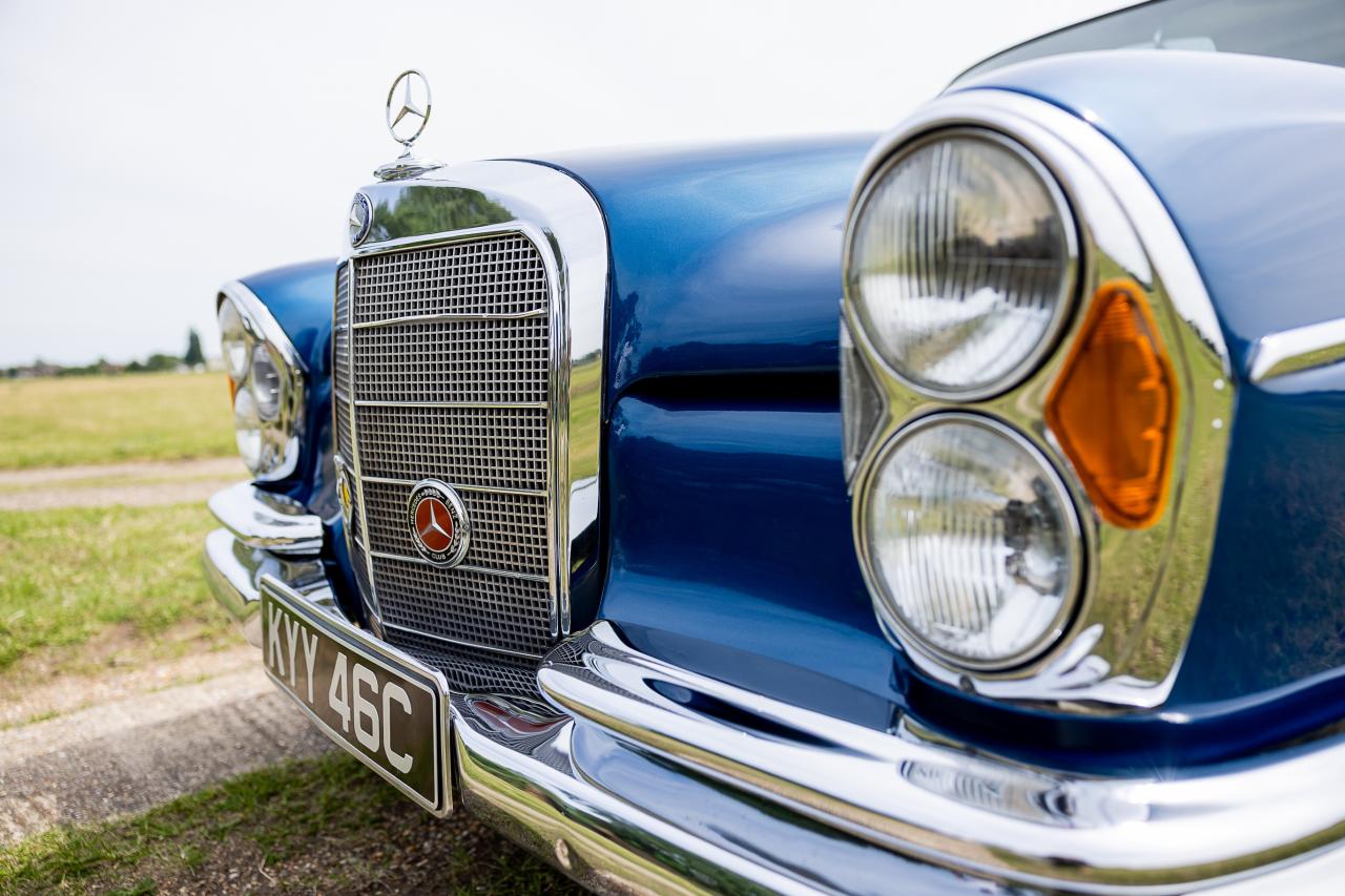 1965 Mercedes - Benz 300 SE Coup&eacute;