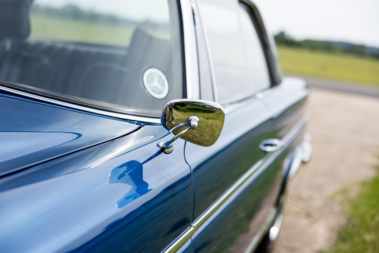 1965 Mercedes - Benz 300 SE Coup&eacute;