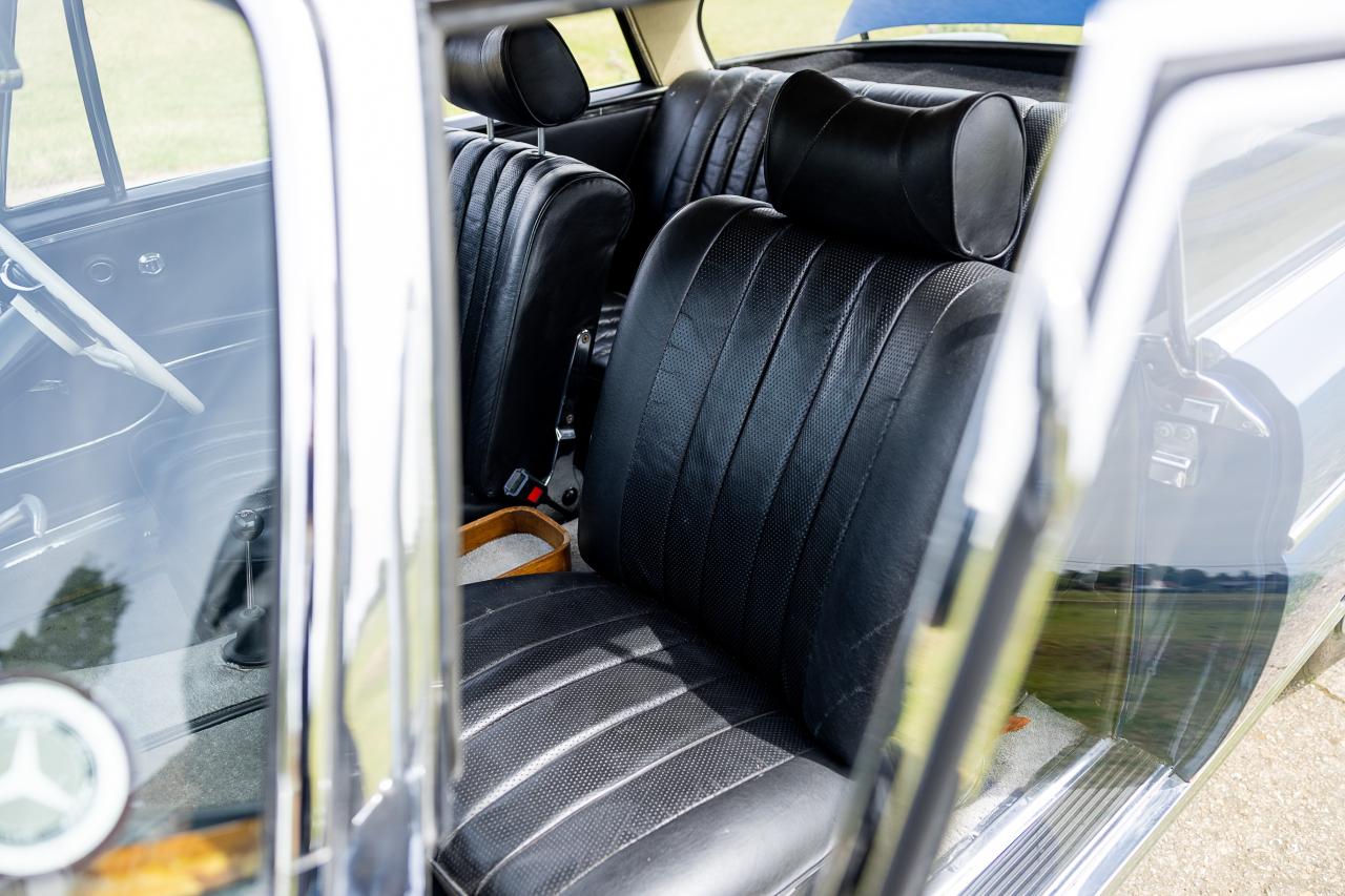 1965 Mercedes - Benz 300 SE Coup&eacute;