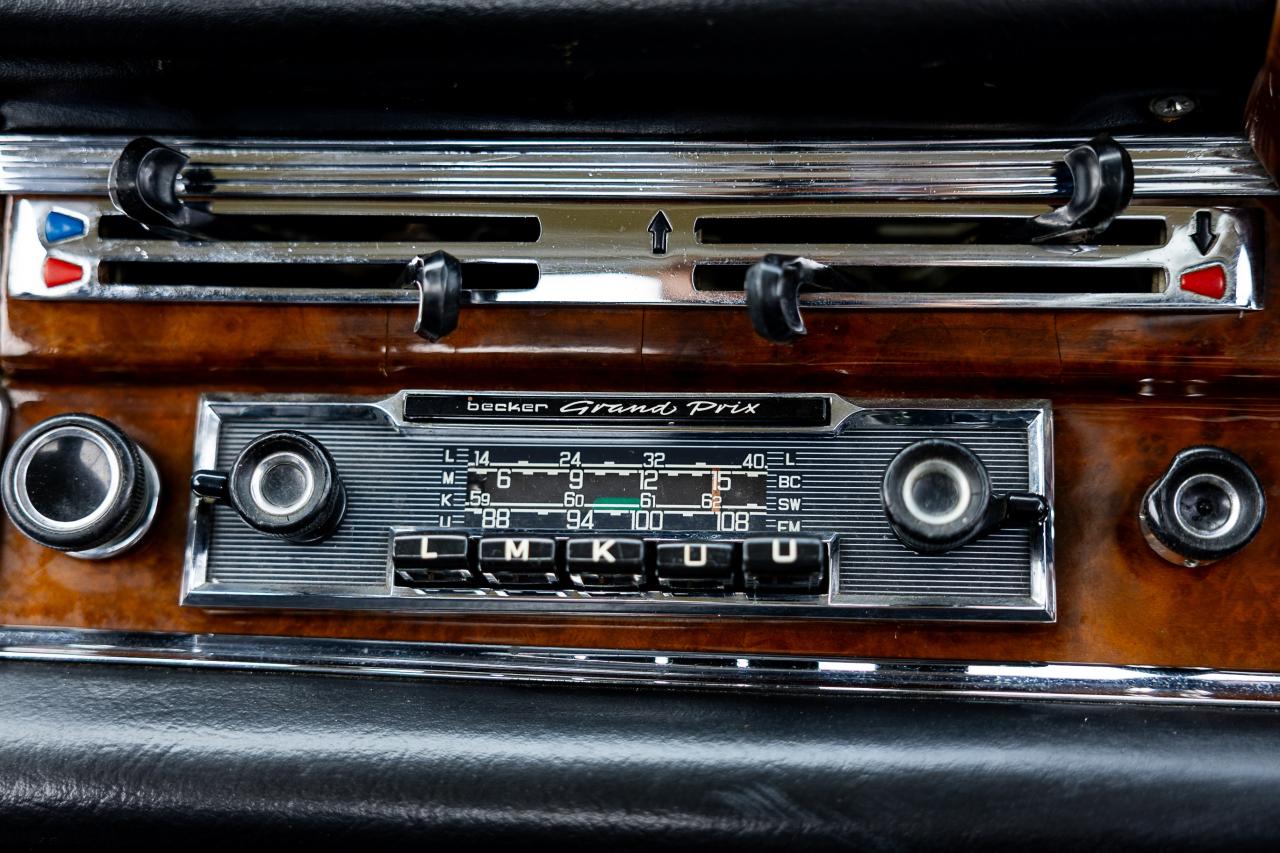 1965 Mercedes - Benz 300 SE Coup&eacute;