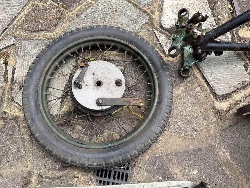 1952 BSA M33
