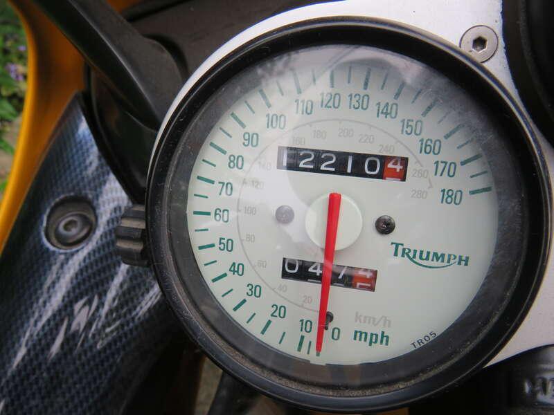 2000 Triumph 955I DAYTONA