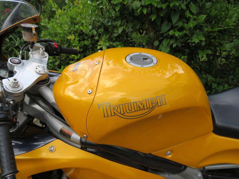 2000 Triumph 955I DAYTONA