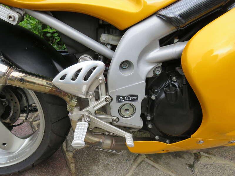 2000 Triumph 955I DAYTONA