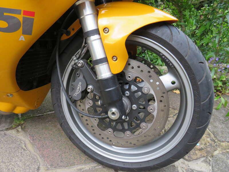 2000 Triumph 955I DAYTONA