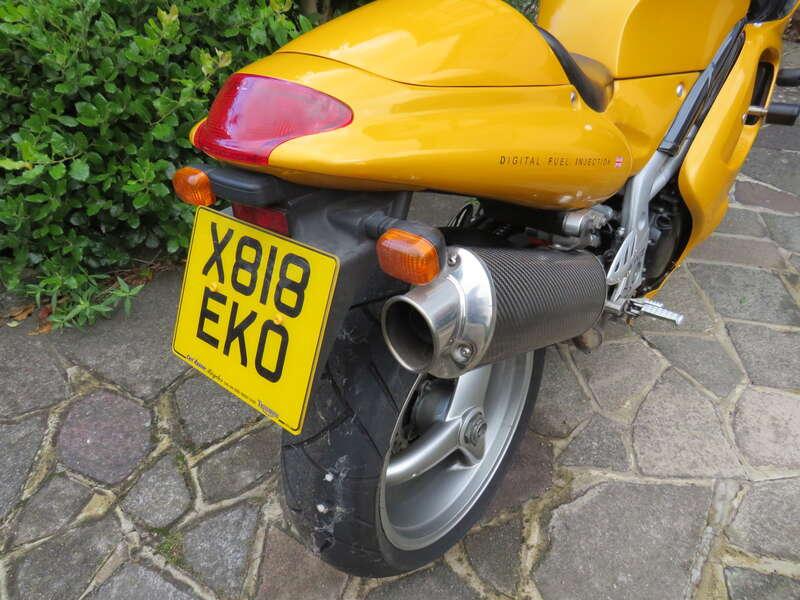 2000 Triumph 955I DAYTONA