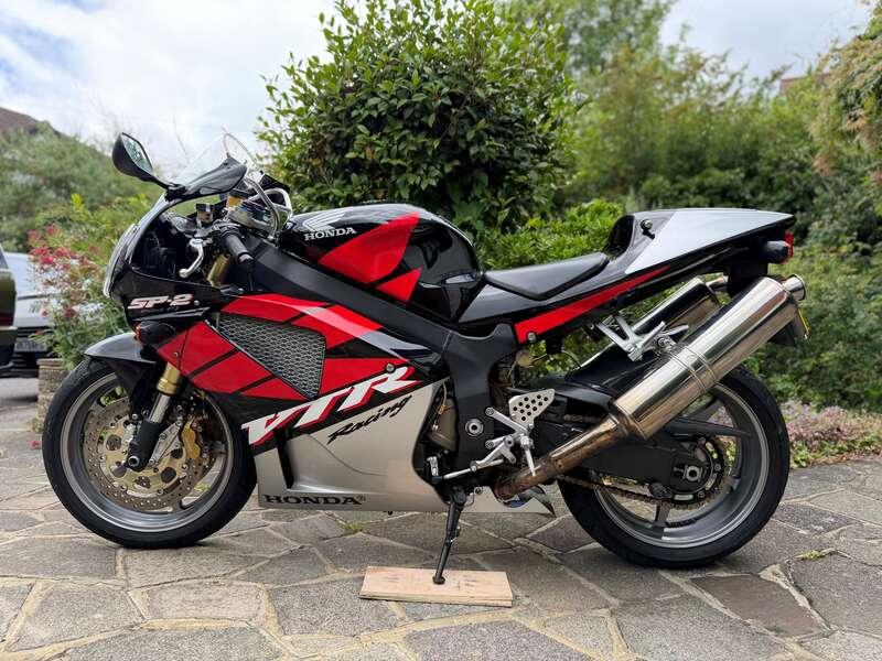 2005 Honda VTR1000 SP-2