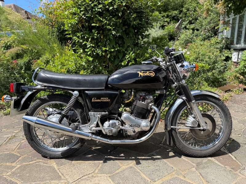 1974 NORTON 850 COMMANDO