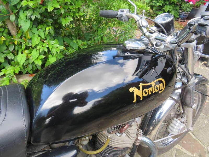 1974 NORTON 850 COMMANDO