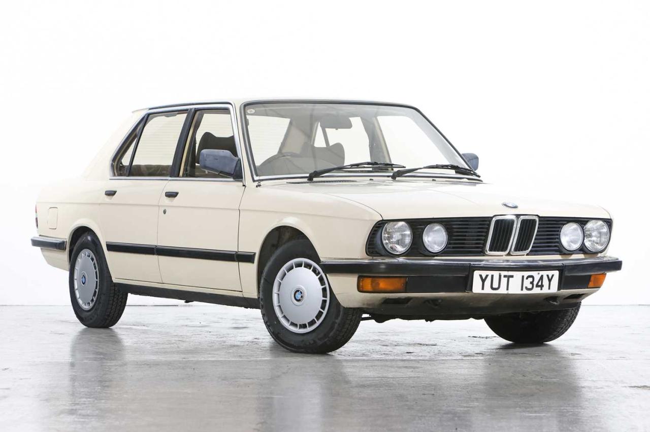 1982 BMW 520i (E28)