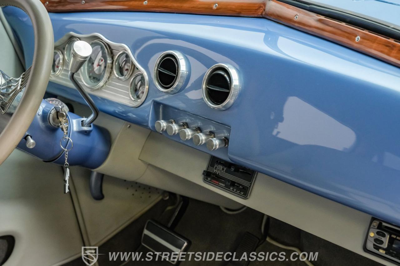 1940 Packard 120 Touring Sedan Street Rod