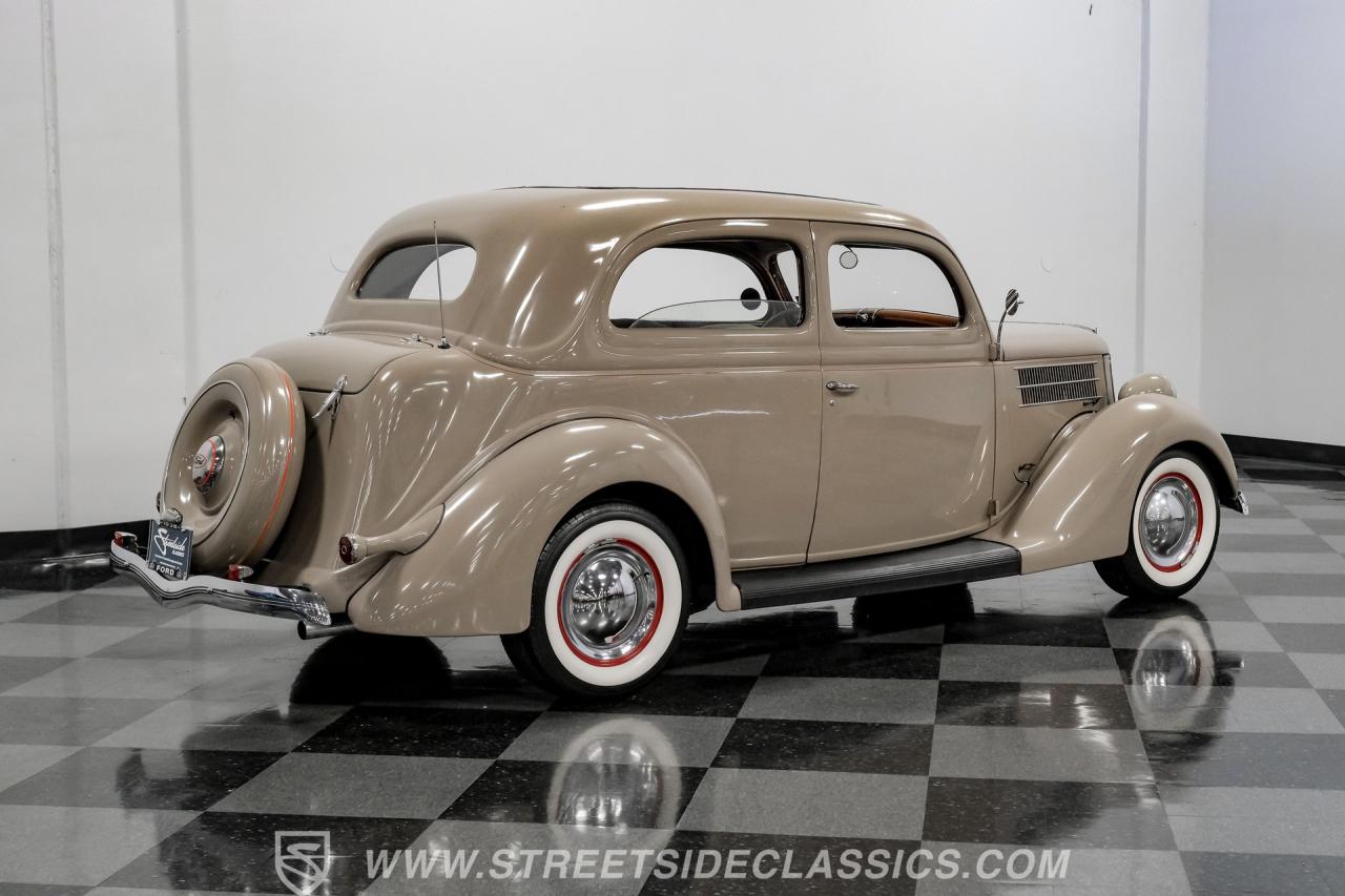1936 Ford Tudor Sedan Streetrod
