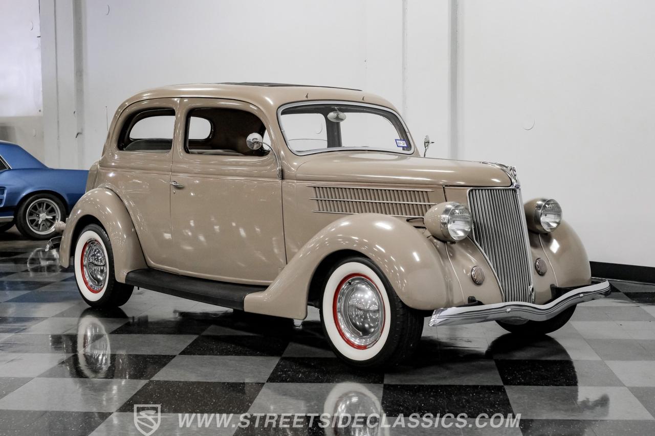1936 Ford Tudor Sedan Streetrod