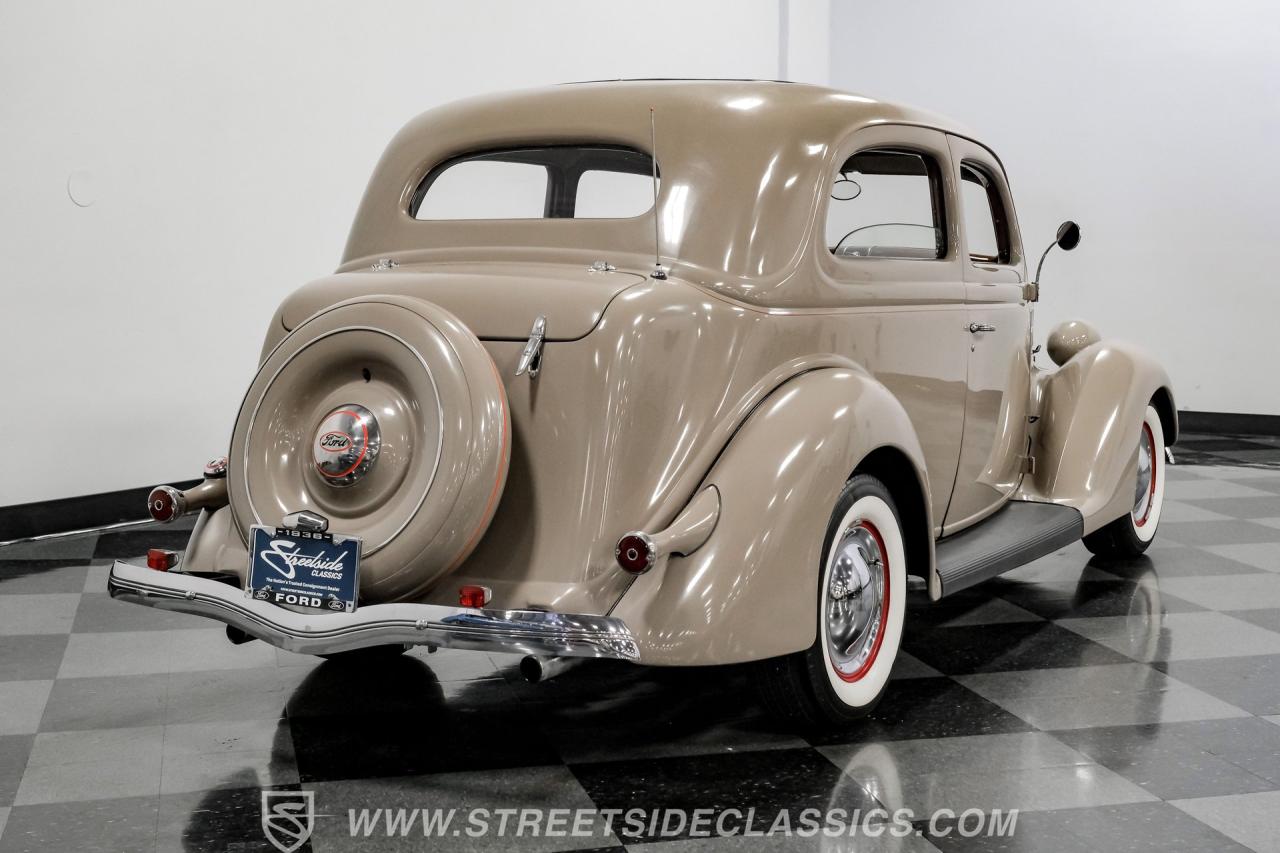 1936 Ford Tudor Sedan Streetrod