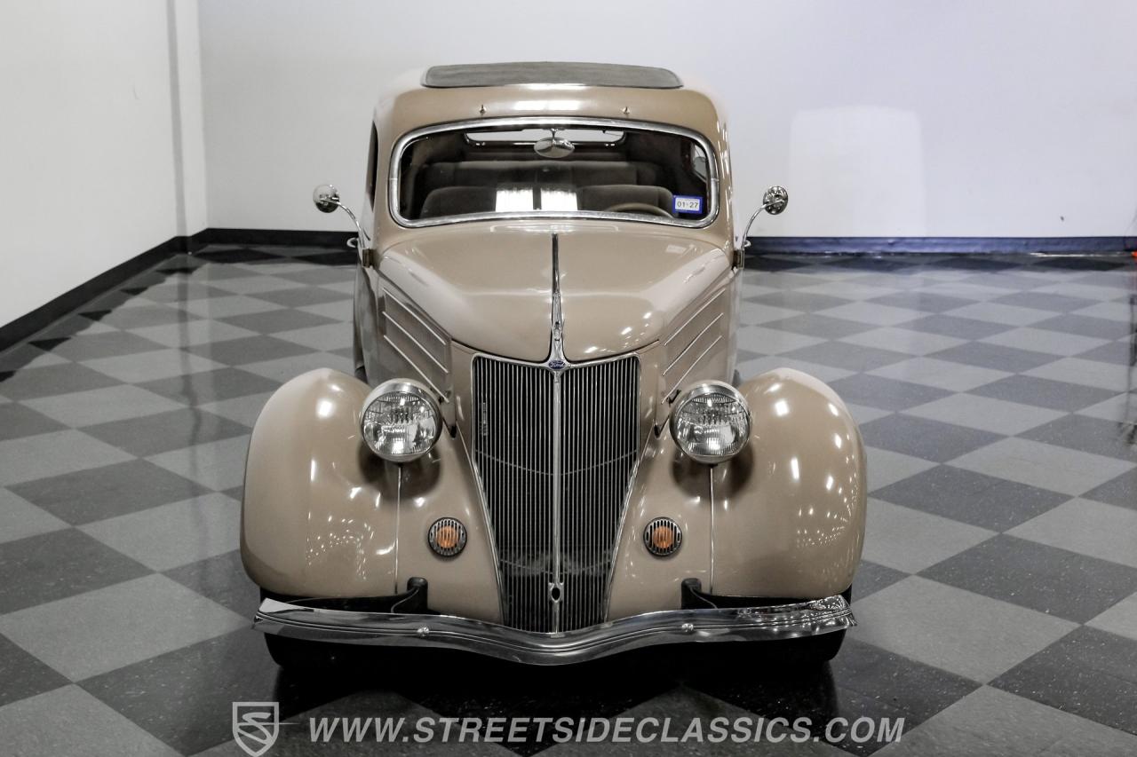 1936 Ford Tudor Sedan Streetrod
