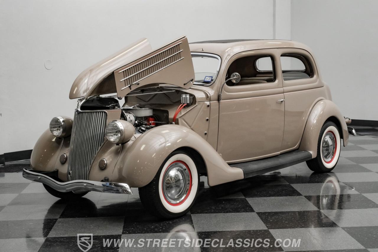 1936 Ford Tudor Sedan Streetrod