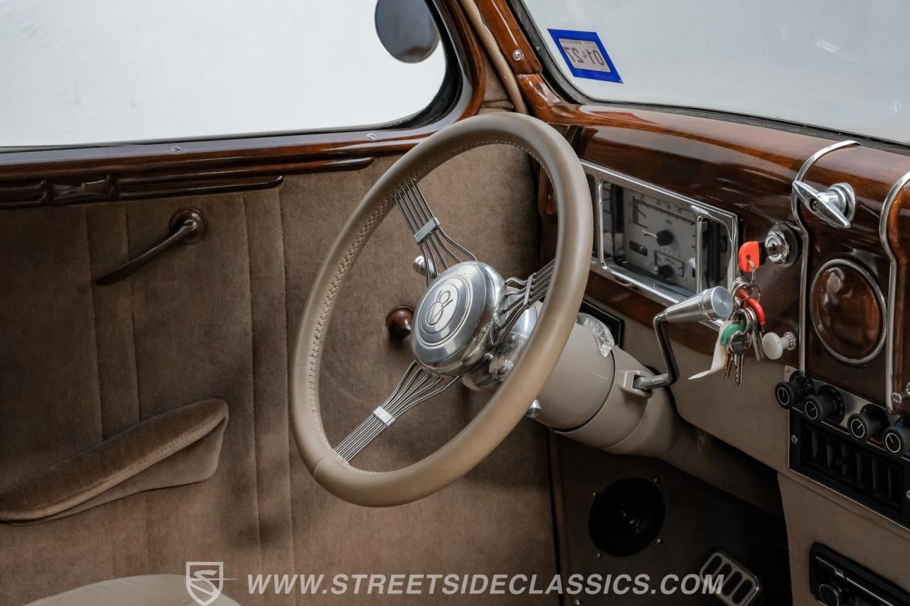 1936 Ford Tudor Sedan Streetrod