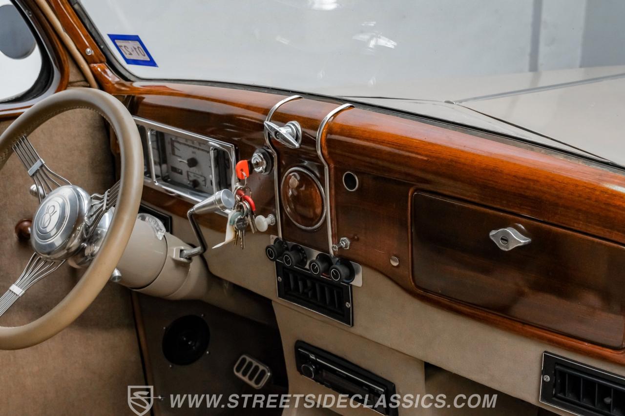 1936 Ford Tudor Sedan Streetrod