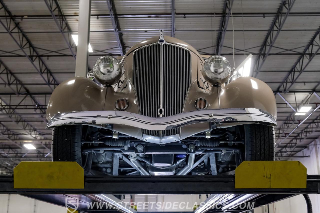 1936 Ford Tudor Sedan Streetrod