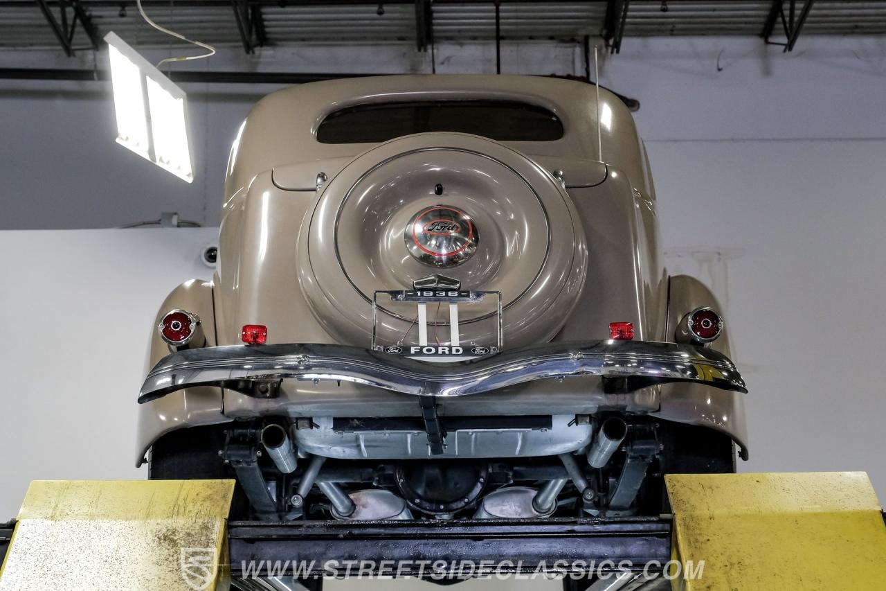 1936 Ford Tudor Sedan Streetrod
