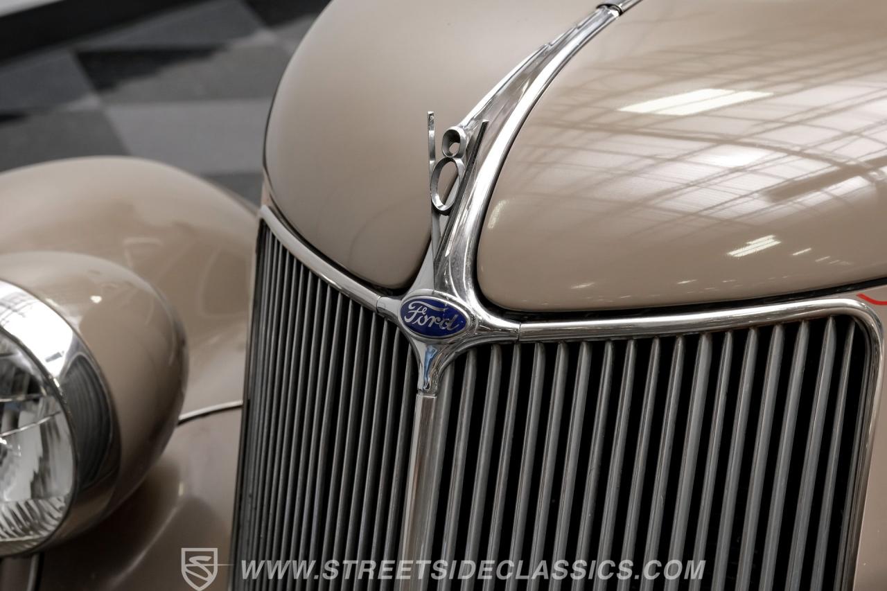 1936 Ford Tudor Sedan Streetrod