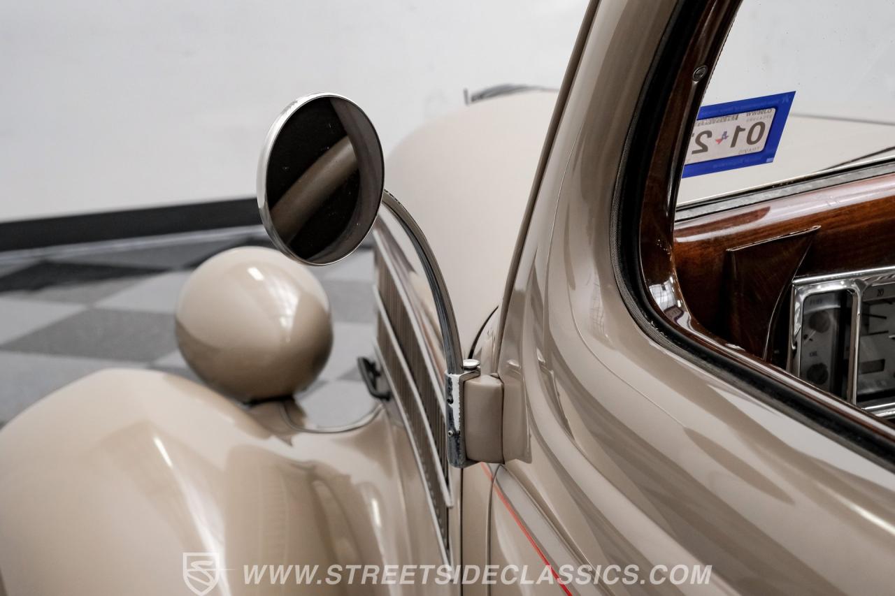 1936 Ford Tudor Sedan Streetrod