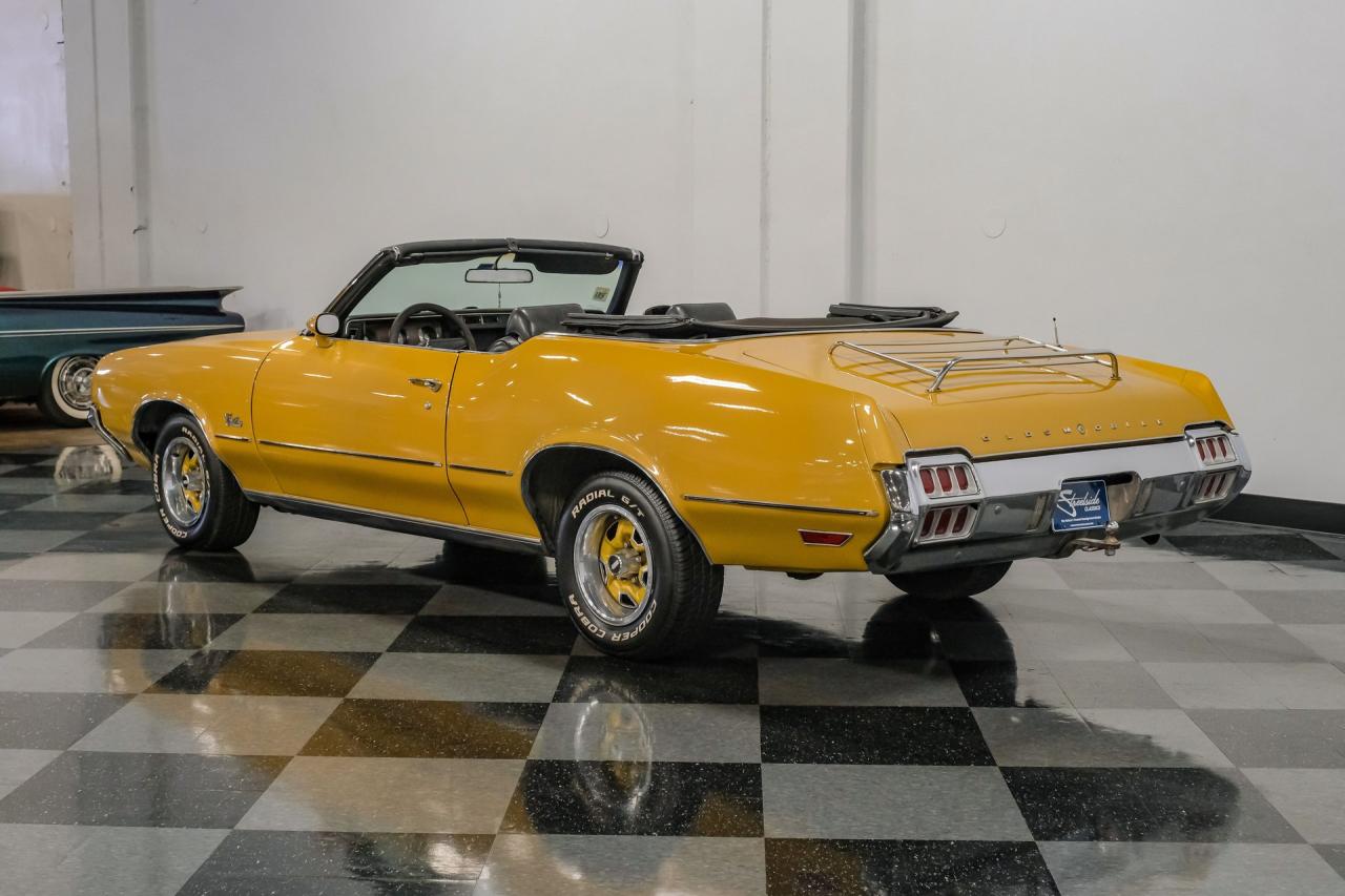 1972 Oldsmobile Cutlass Supreme Convertible