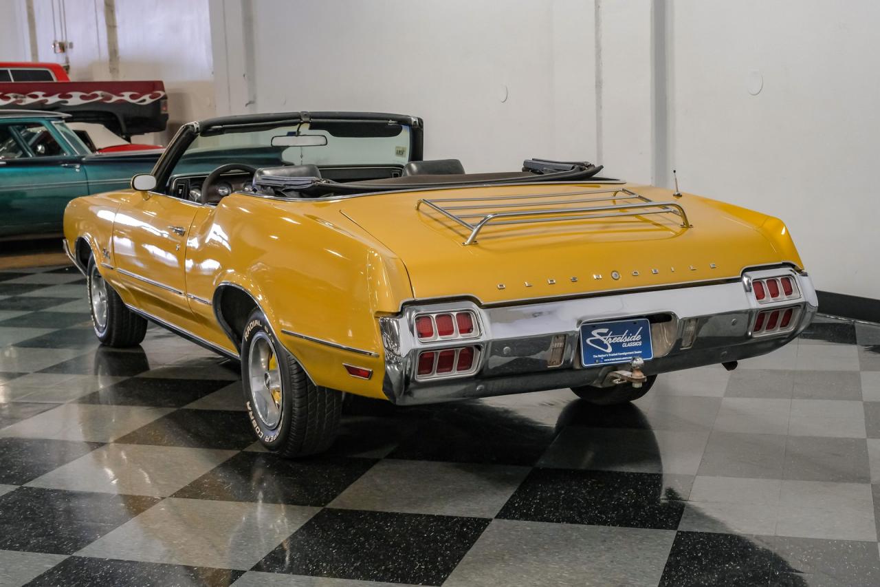 1972 Oldsmobile Cutlass Supreme Convertible