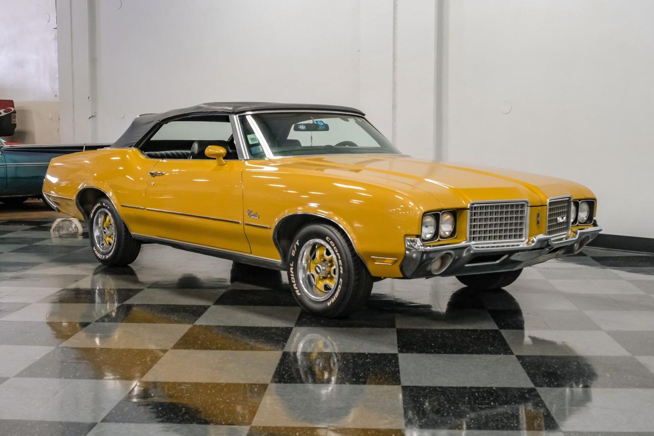 1972 Oldsmobile Cutlass Supreme Convertible