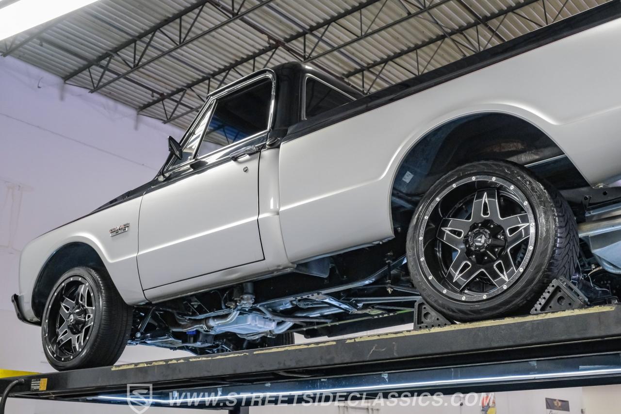 1968 GMC C1500 Restomod