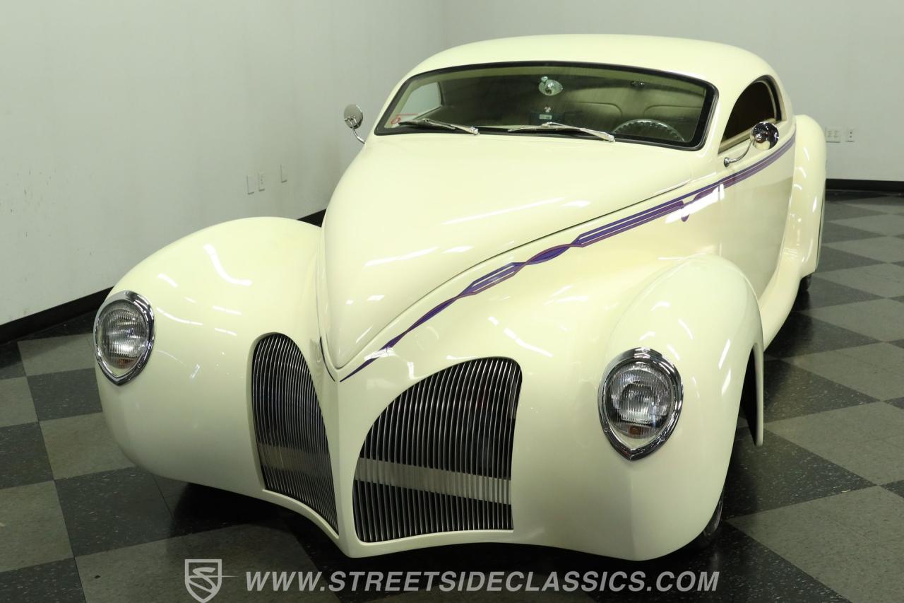 1939 Lincoln Zephyr