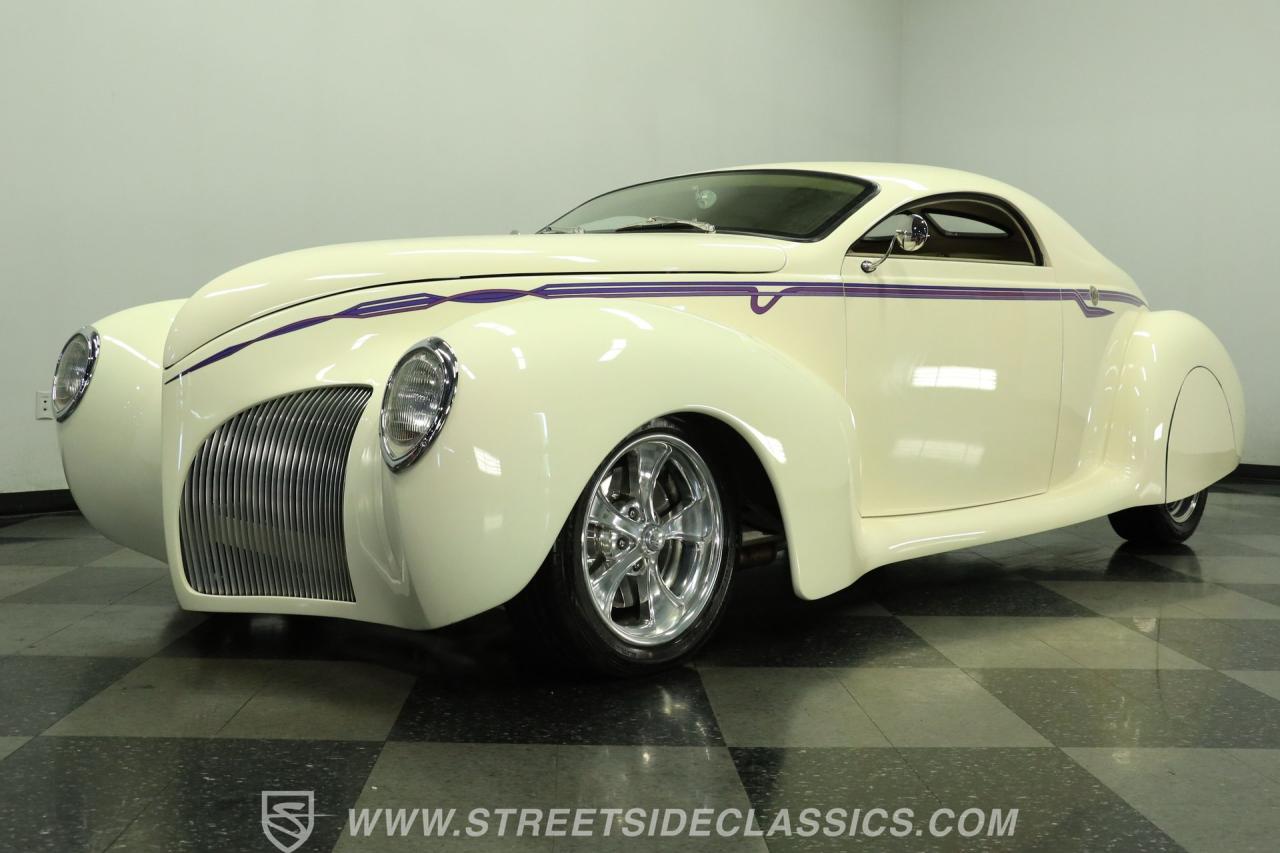 1939 Lincoln Zephyr