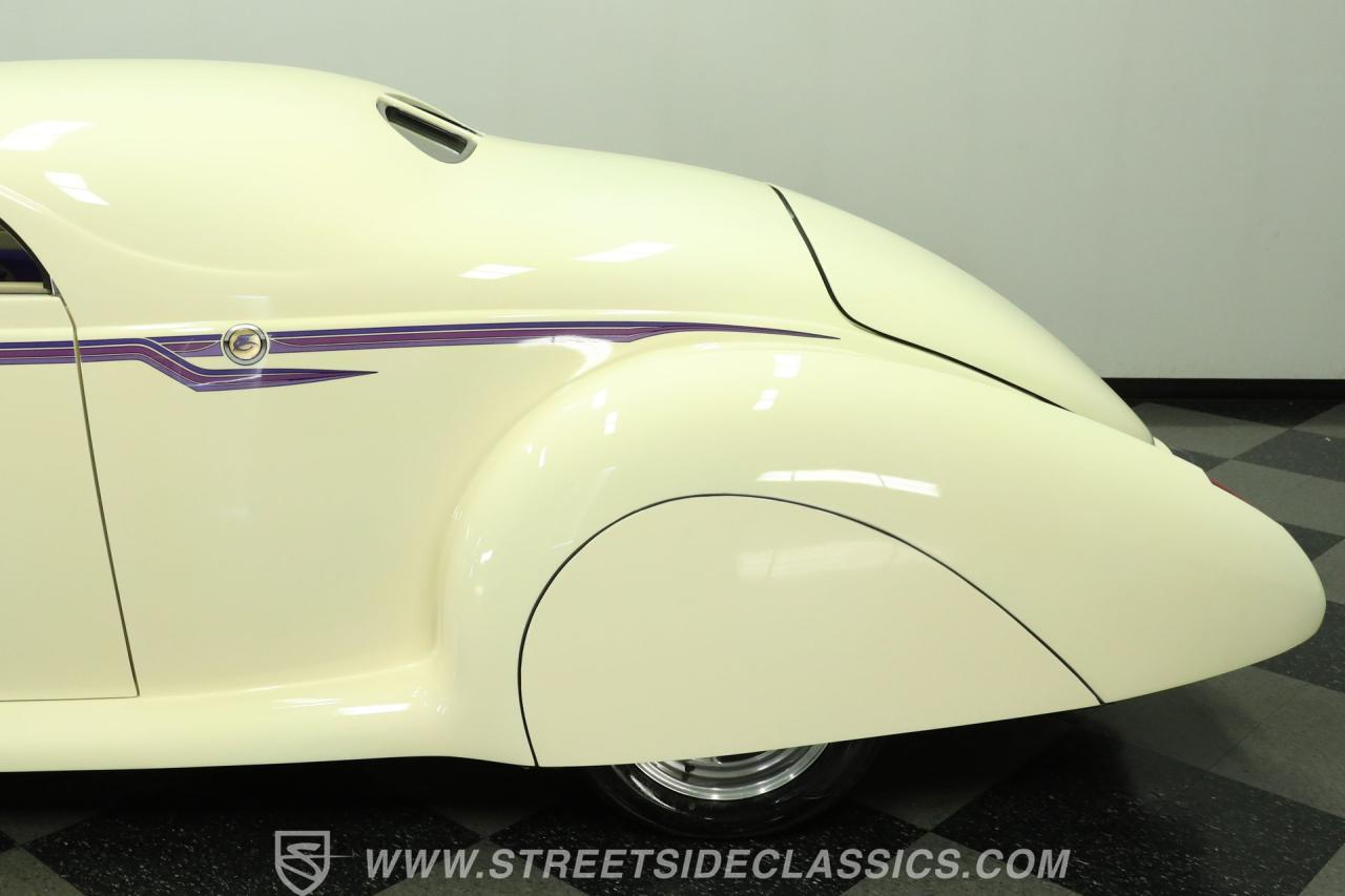 1939 Lincoln Zephyr