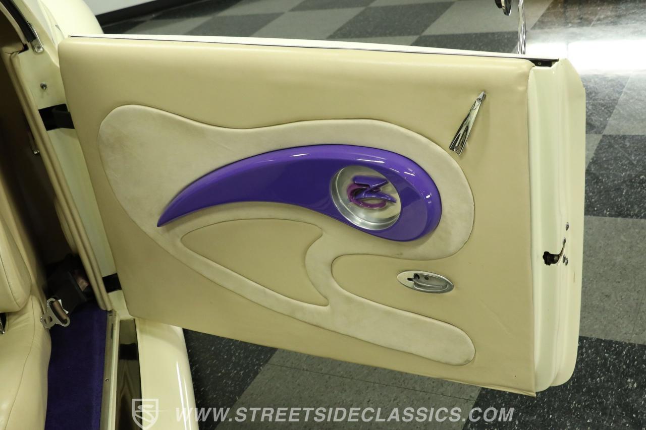 1939 Lincoln Zephyr