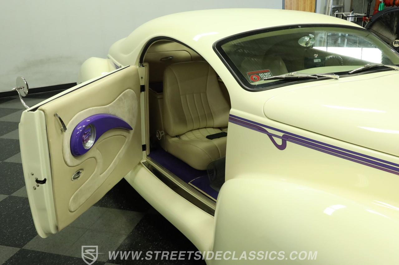 1939 Lincoln Zephyr