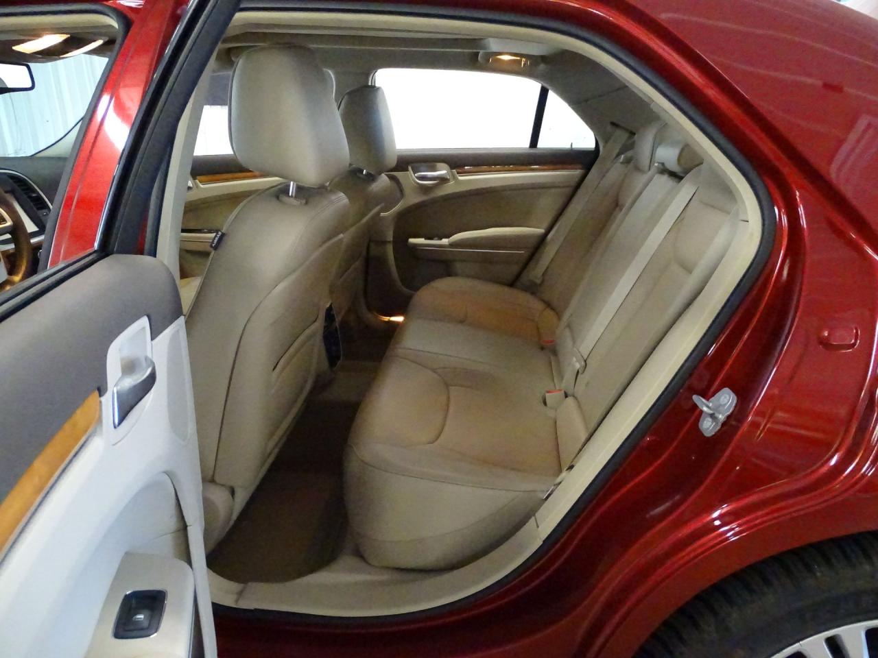 2014 Chrysler 300 C AWD Hemi