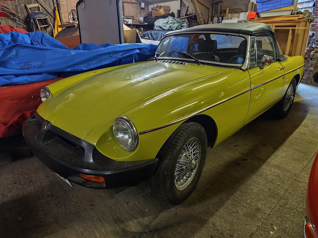 1975 MG B Roadster