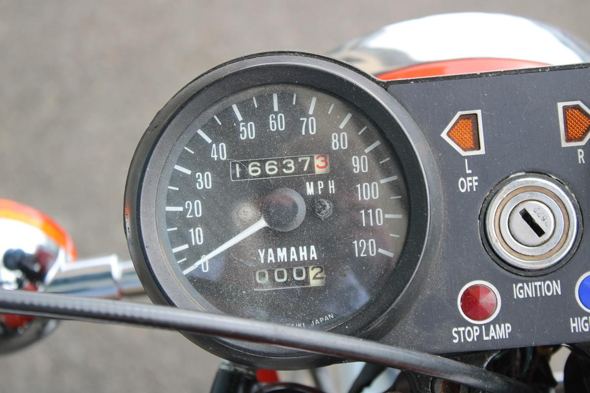 1973 Yamaha RD 350 TORQUE INDUCTION