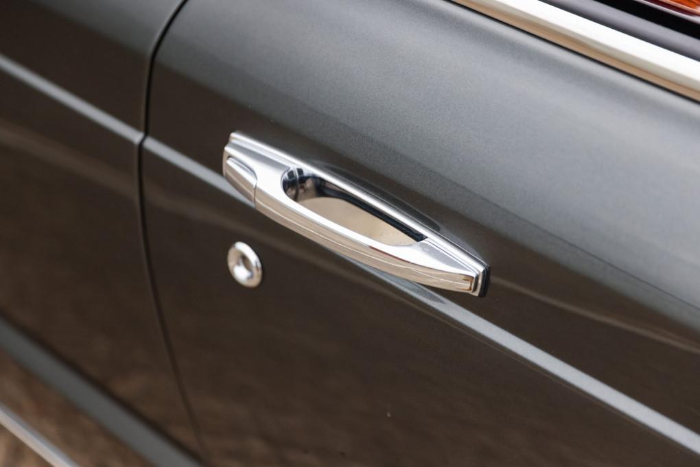 2006 Bentley AZURE