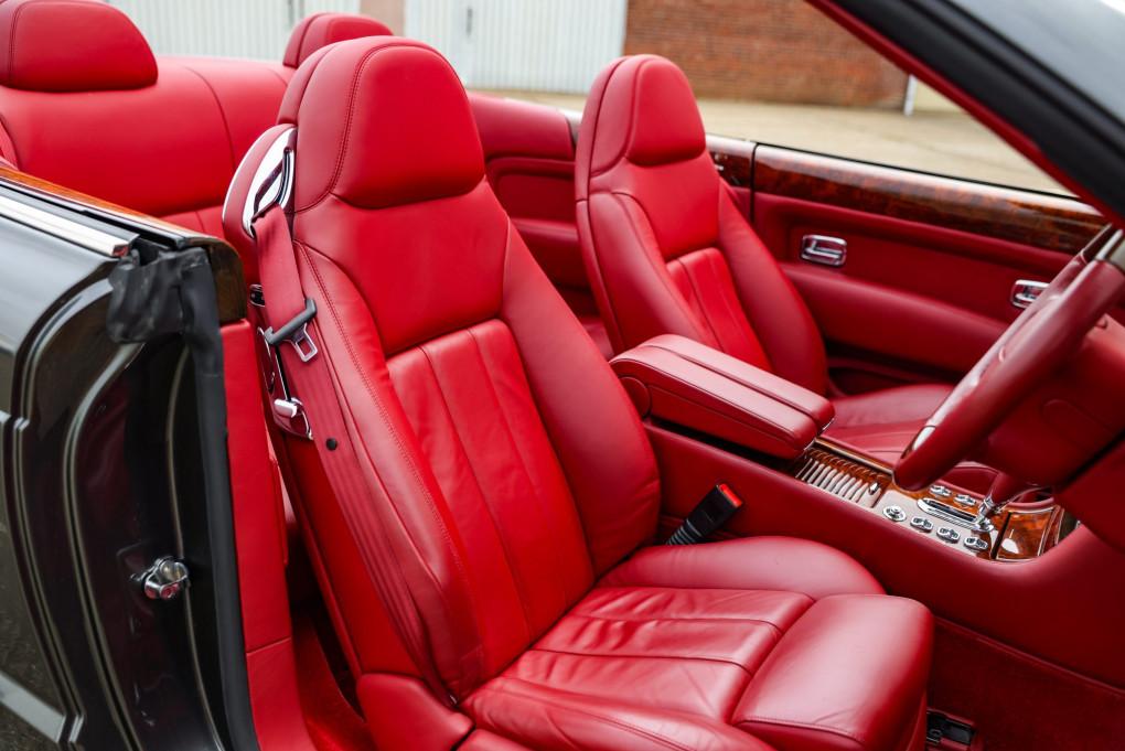 2006 Bentley AZURE