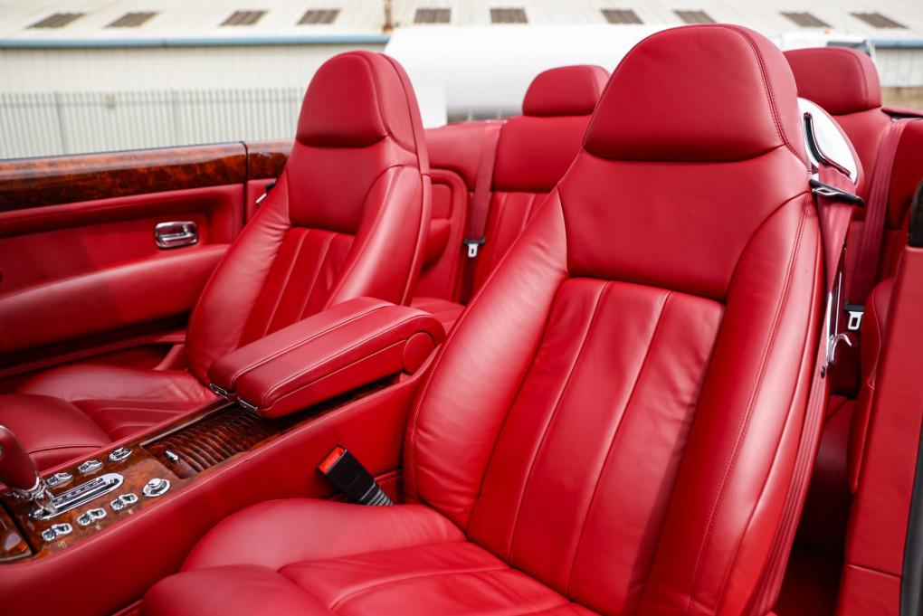 2006 Bentley AZURE