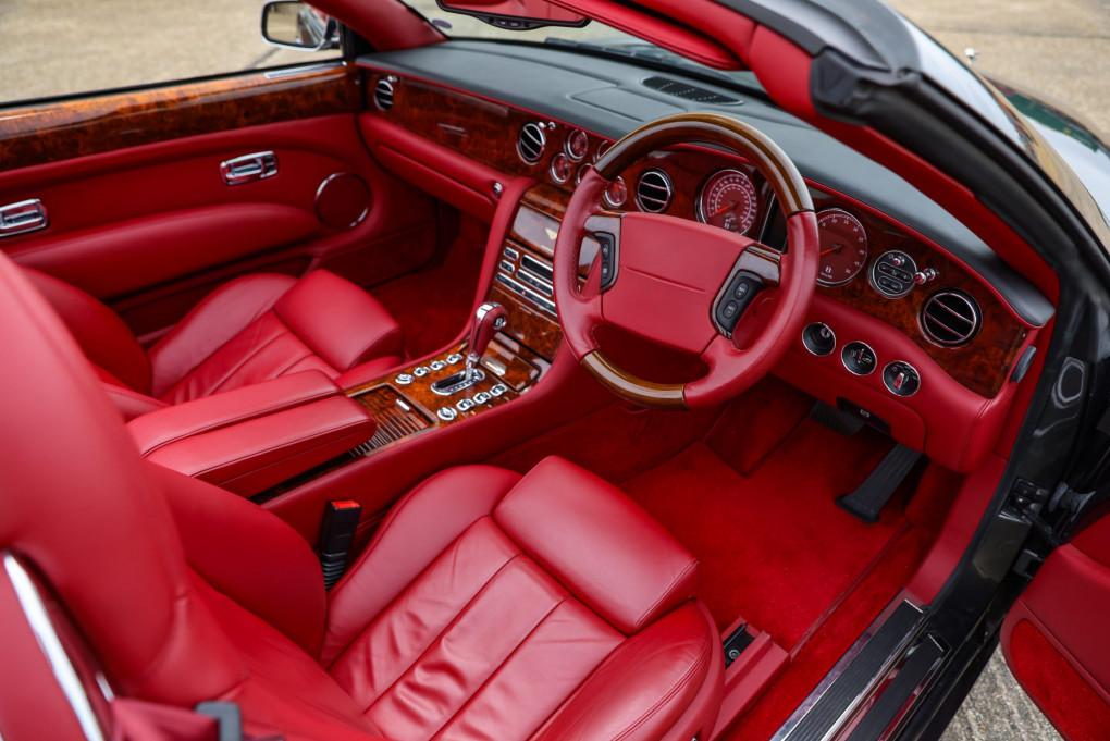 2006 Bentley AZURE