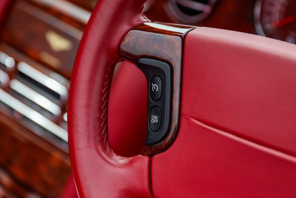 2006 Bentley AZURE