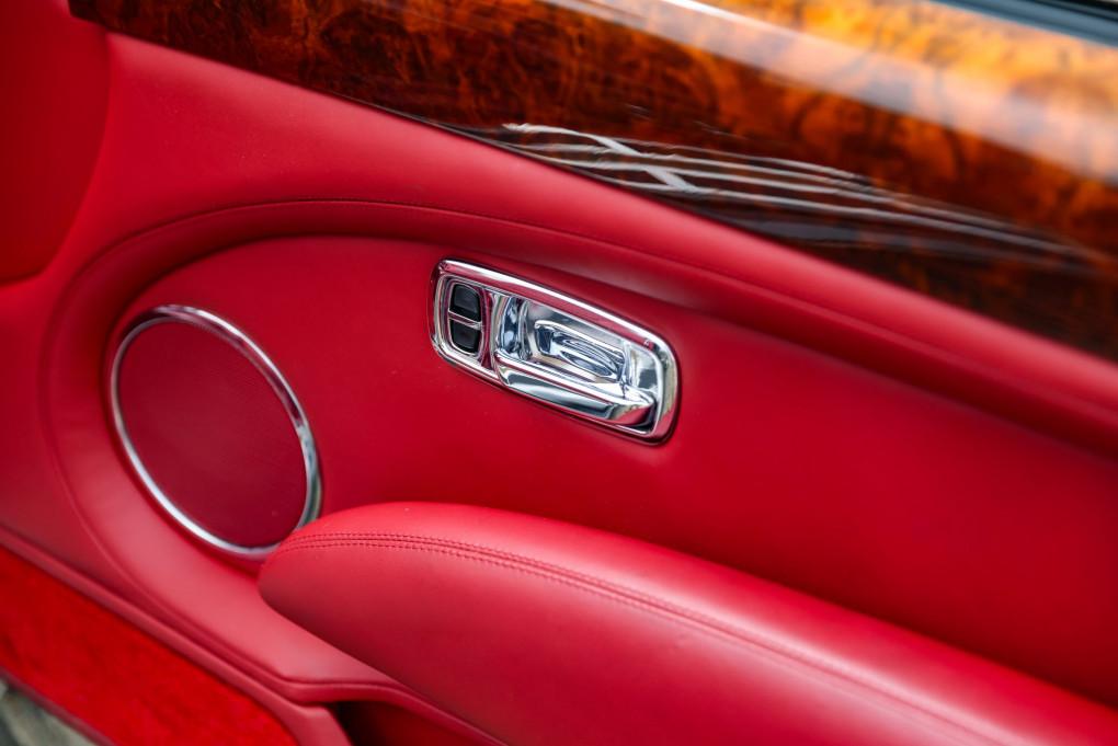 2006 Bentley AZURE