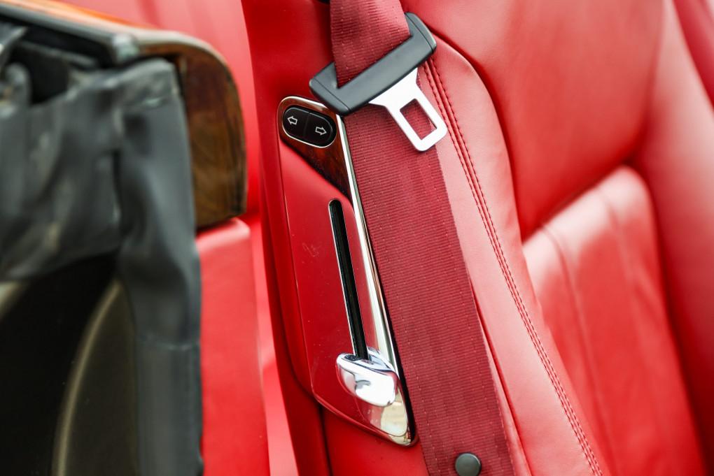 2006 Bentley AZURE