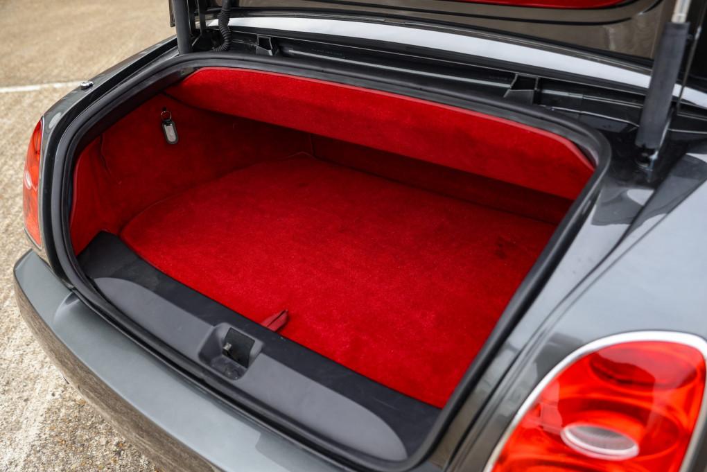 2006 Bentley AZURE