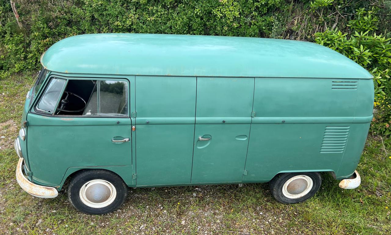 1967 Volkswagen Split Screen Panel Van &ndash; Rare Double-Door Example
