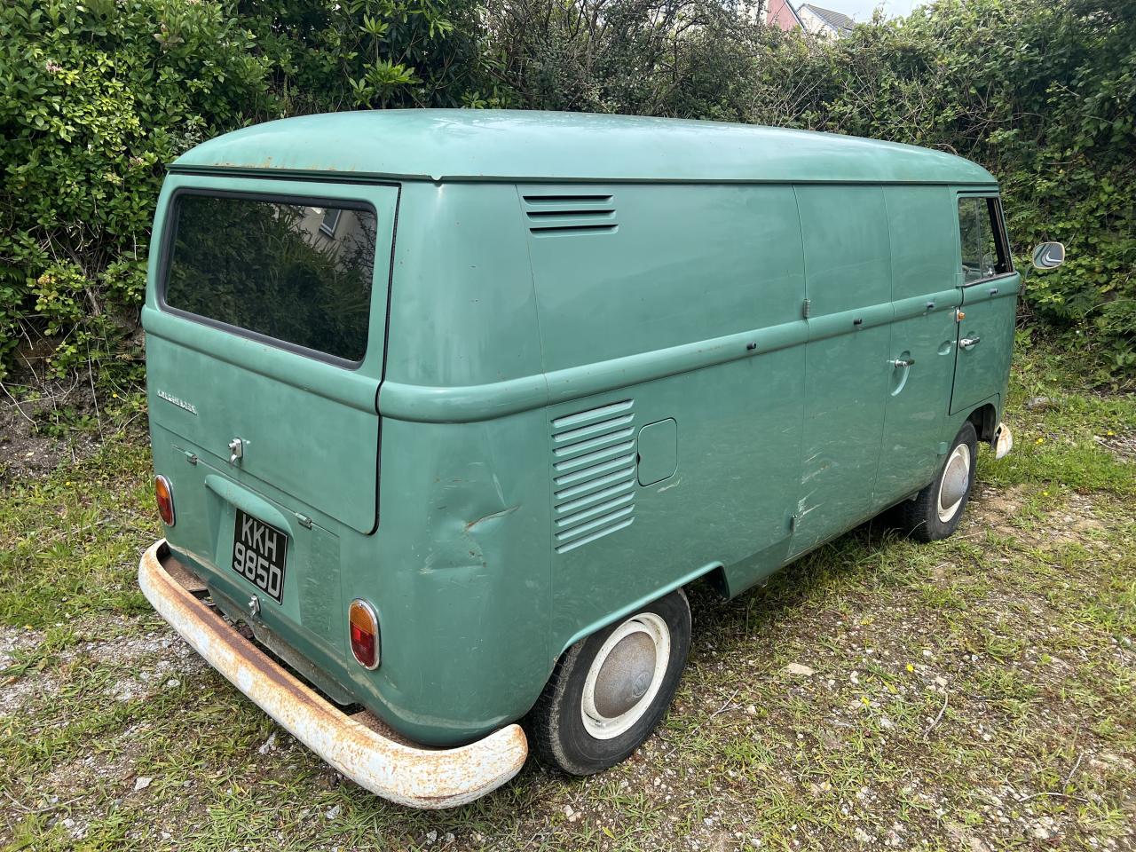 1967 Volkswagen Split Screen Panel Van &ndash; Rare Double-Door Example