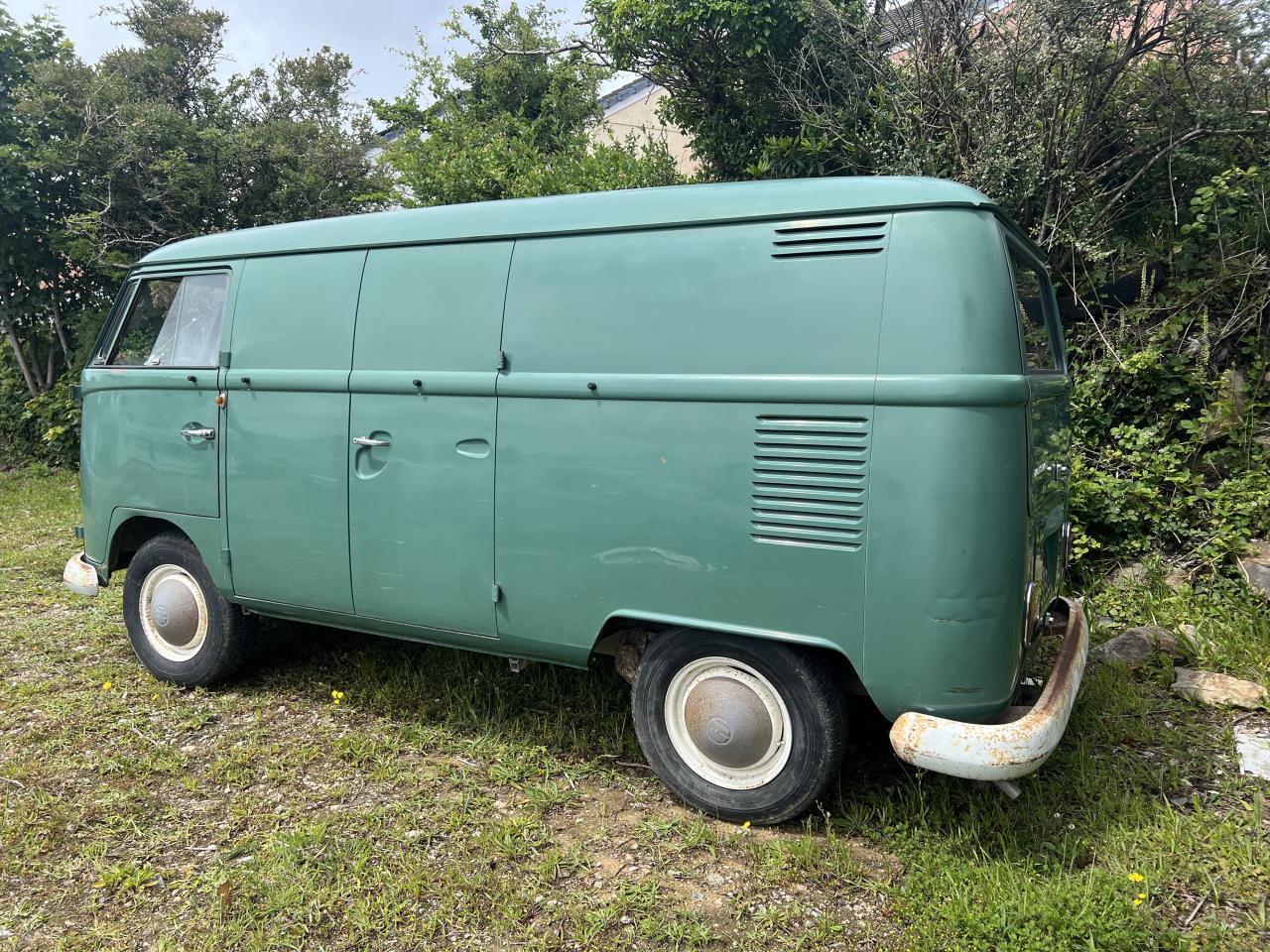 1967 Volkswagen Split Screen Panel Van &ndash; Rare Double-Door Example