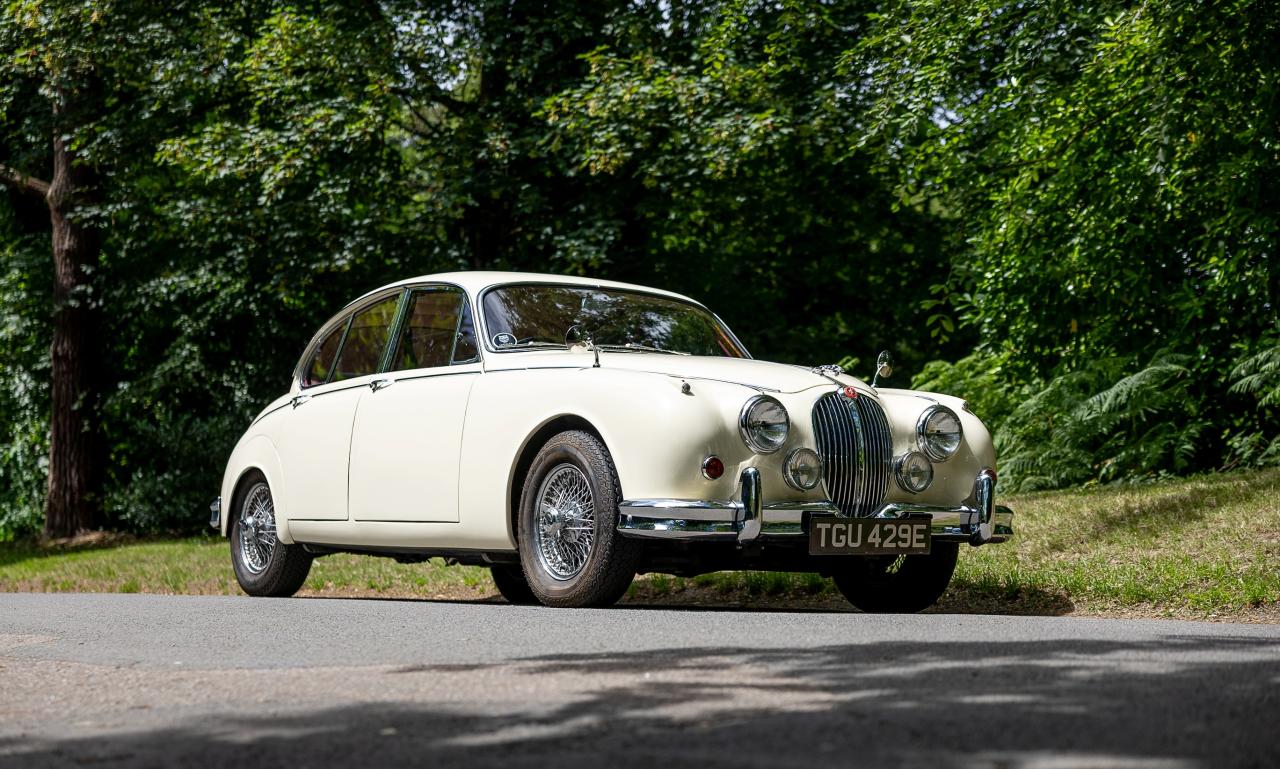 1967 Jaguar Mk. II 2.4 MOD